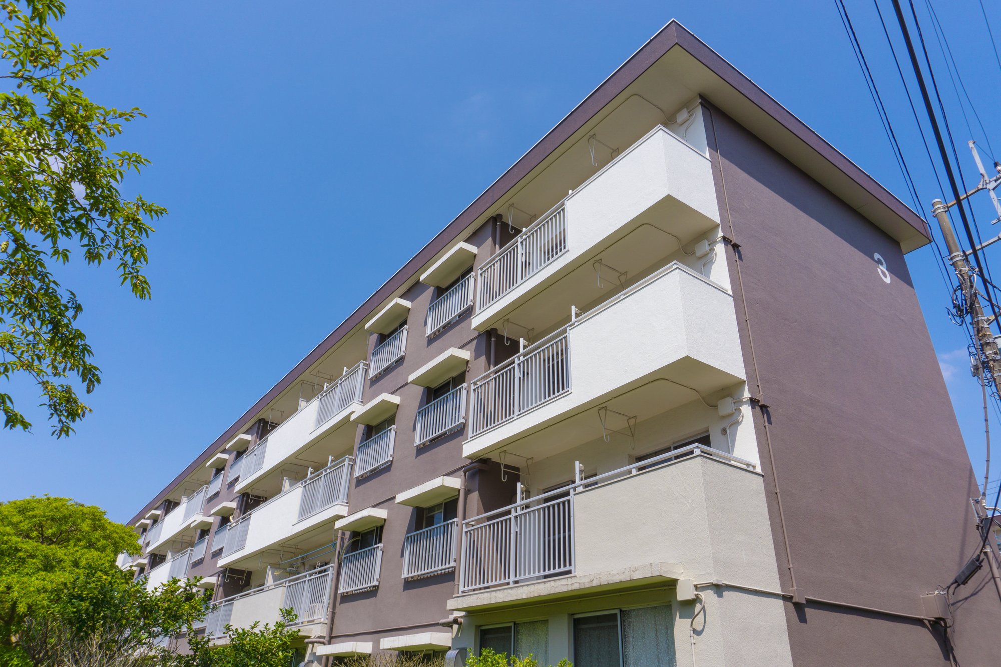 アパート売却で入居者がいるときはどうする？対応の流れと注意点をわかりやすく解説！
